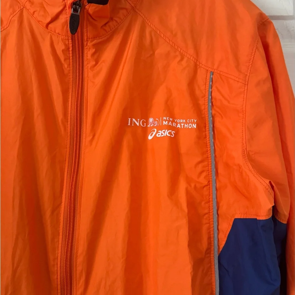 Asics NYC Marathon Jacket - Picture 2 of 8